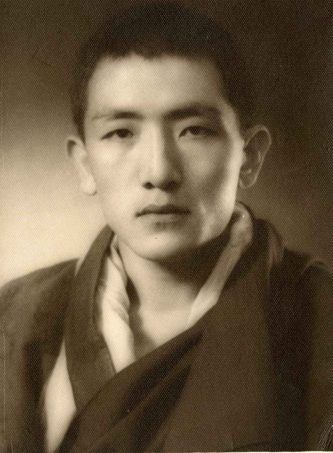 Rakra Rinpoche